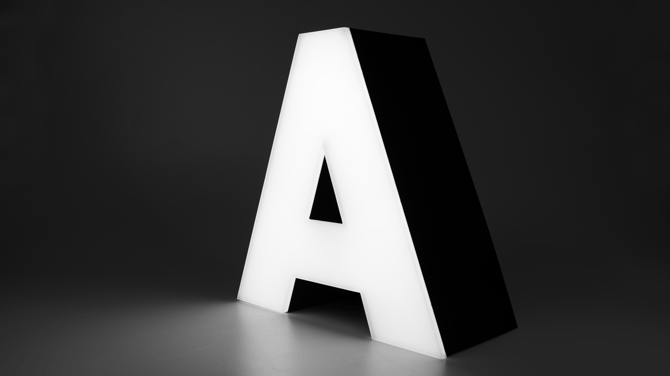 TrimlessChannel_A_3_FaceLit_BlackReturns-1200x675-c2b5ff2
